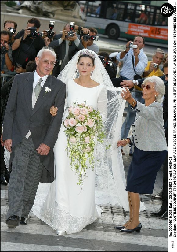 Clotilde Courau à son mariage à la Basilique Sainte Marie des Anges à Rome 25 septembre 2003 AGENCE / BESTIMAGE