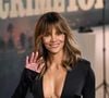 À 59 ans, Halle Berry continue de faire du sport 4 à 5 fois par semaine.

Halle Berry assiste à l'avant-première de gala britannique du film Crime 101, organisée à l'Odeon Luxe de Leicester Square, à Londres. © Backgrid UK/ Bestimage