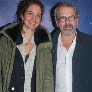 "J’aime les endroits qui ne sont pas des lieux de vacances mais où les gens vivent et travaillent", avait aussi souligné l'acteur

Philippe Torreton et sa femme Elsa Boublil au photocall du spectacle "Bô, le voyage musical" au théâtre du 13ème Art à Paris, le 8 mars 2018.
© CVS/Bestimage