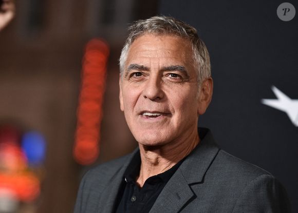 George Clooney arrive à la première projection de l'AFI Fest "Jay Kelly" au TCL Chinese Theatre à Hollywood, Ca.
 Photo par Lisa OConnor/ AFF/ABACAPRESS.COM