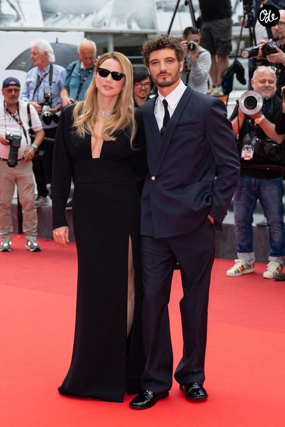 Virginie Efira et Niels Schneider assistent à la projection du film "L'Inconnue" et au tapis rouge au Palais des Festivals de Cannes, en France, le 18 mai 2026, dans le cadre du 79e Festival de Cannes. Photo de Nicolas Genin/Abaca