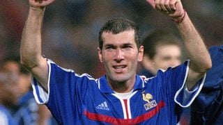 "C'est un truc que j'ai toujours eu dans la tête" : Zinedine Zidane, ce cadeau qu’il a pu offrir à ses parents grâce à son succès dans le football