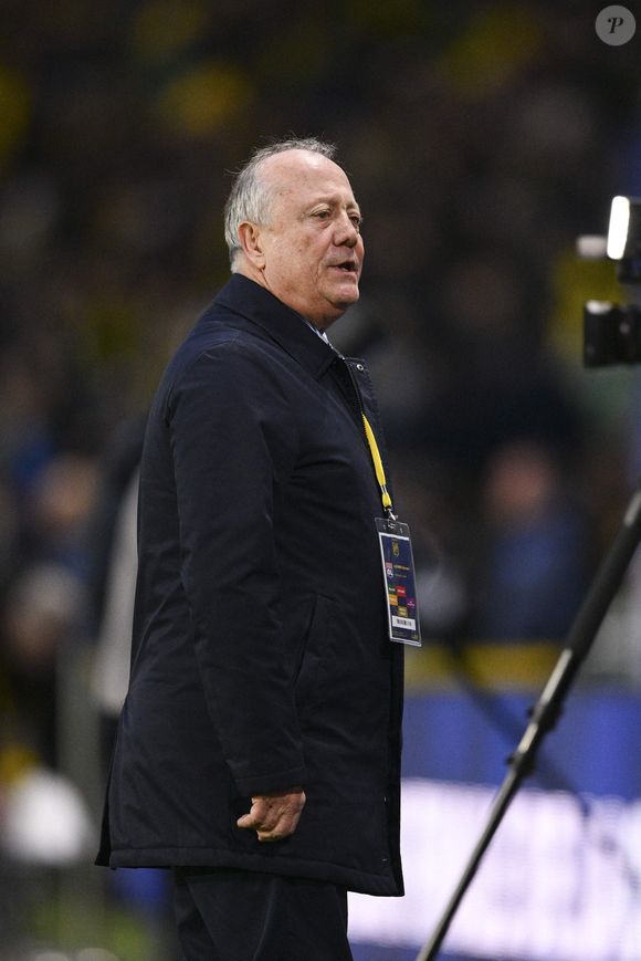 Très apprécié pour son tempérament et son franc-parler, il était une légende à l'OL. 
Bernard Lacombe - OL - Demi Finale de la Coupe de France "Nantes - Lyon (1-0)" au stade de la Beaujoire, le 5 avril 2023.
©JB Autissier / Panoramic / Bestimage