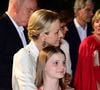 Charlène est apparue très attentionnée, multipliant les gestes tendres envers ses jumeaux.

Le prince Jacques de Monaco, marquis des Baux, La princesse Gabriella de Monaco, comtesse de Carladès lors de l’inauguration  d’un quartier dédié à la principauté à Europa-Park à Rust en Allemagne le 29 juin 2026. © Romain Doucelin / Bestimage