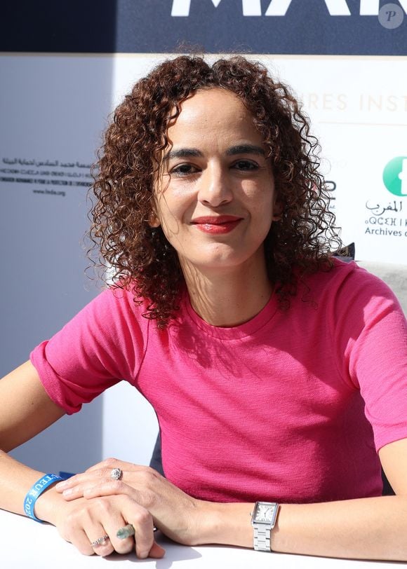 A ses côtés, Leïla Slimani 

Leila Slimani - Festival du Livre de Paris 2025 au Grand Palais à Paris le 12 Avril à Paris.

© Denis Guignebourg/BestImage
