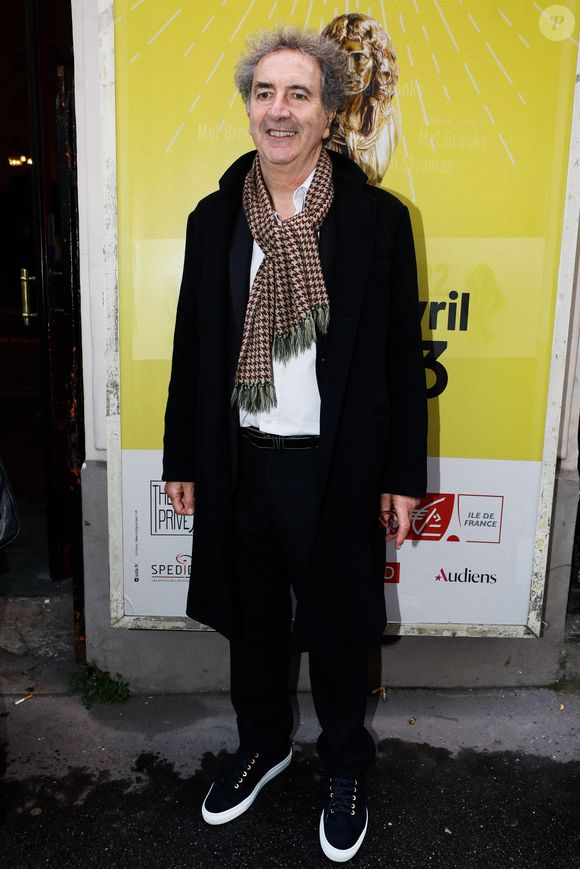 François Morel - Arrivées à la 34ème cérémonie des Molières 2023 au théâtre de Paris à Paris, France, le 24 avril 2023. © Christophe Clovis / Bestimage