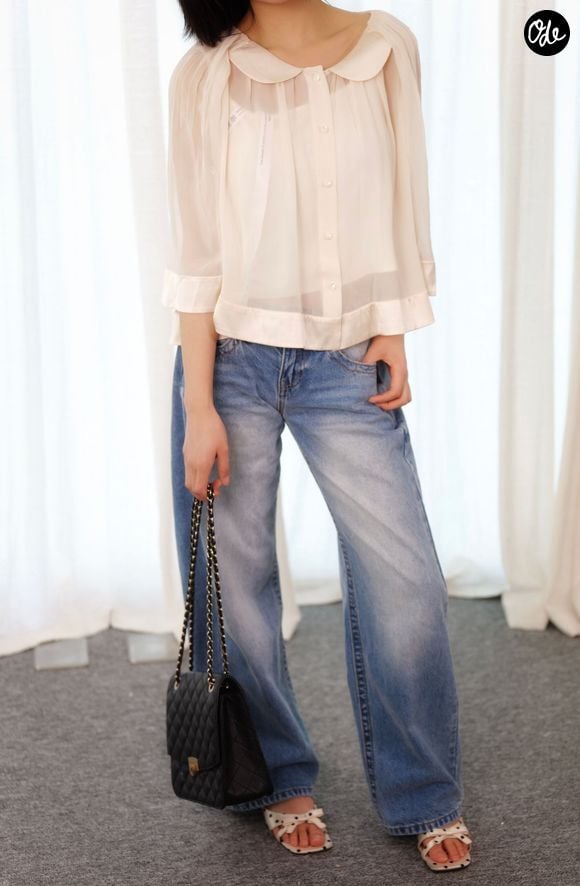 Les stylistes révèlent les meilleures astuces pour arborer le denim large, blanc ou pas, avec assurance et raffinement.