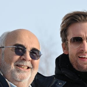 Gérard Jugnot et Philippe Lacheau posant pour le photocall de Mauvaise pioche lors du 29ème Festival du Film de Comédie à L'Alpe d'Huez, France, le 22 janvier 2026. Photo by Mireille Ampilhac/ABACAPRESS.COM