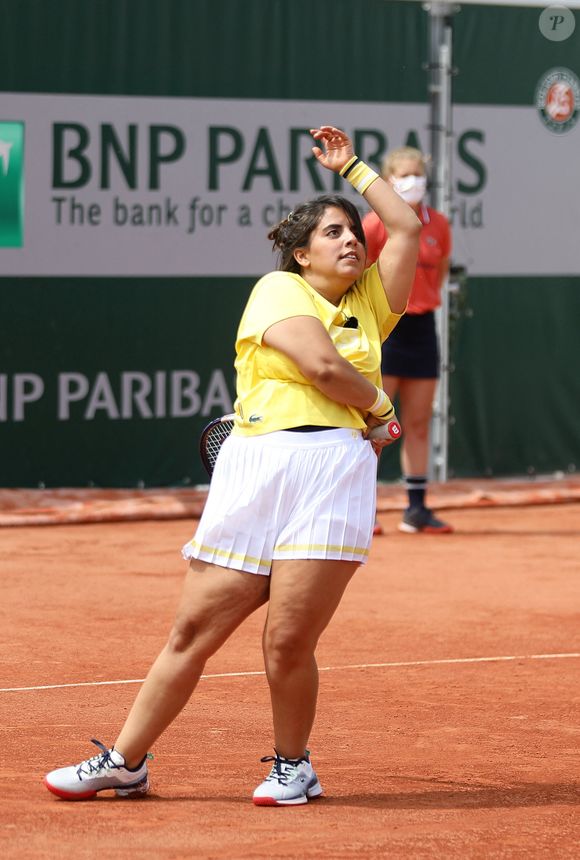 Inès Reg lors de la finale de la saison 3 de "Stars, Set et Match" au profit d'associations caritatives en marge des Internationaux de France de tennis à Roland Garros à Paris, France, le 10 juin 2021. © Dominique Jacovides/Bestimage