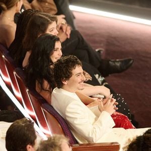 Elle Fanning, Timothée Chalamet et Kylie Jenner assistent à la 98ème cérémonie des Oscars® au Dolby Theatre at Ovation Hollywood à Los Angeles, CA, le dimanche 15 mars 2026.