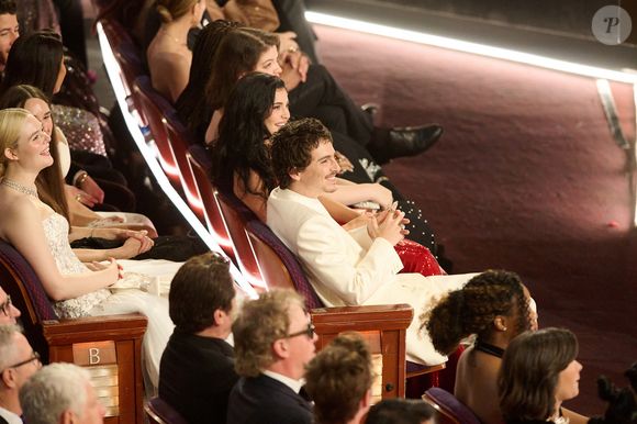 Elle Fanning, Timothée Chalamet et Kylie Jenner assistent à la 98ème cérémonie des Oscars® au Dolby Theatre at Ovation Hollywood à Los Angeles, CA, le dimanche 15 mars 2026.