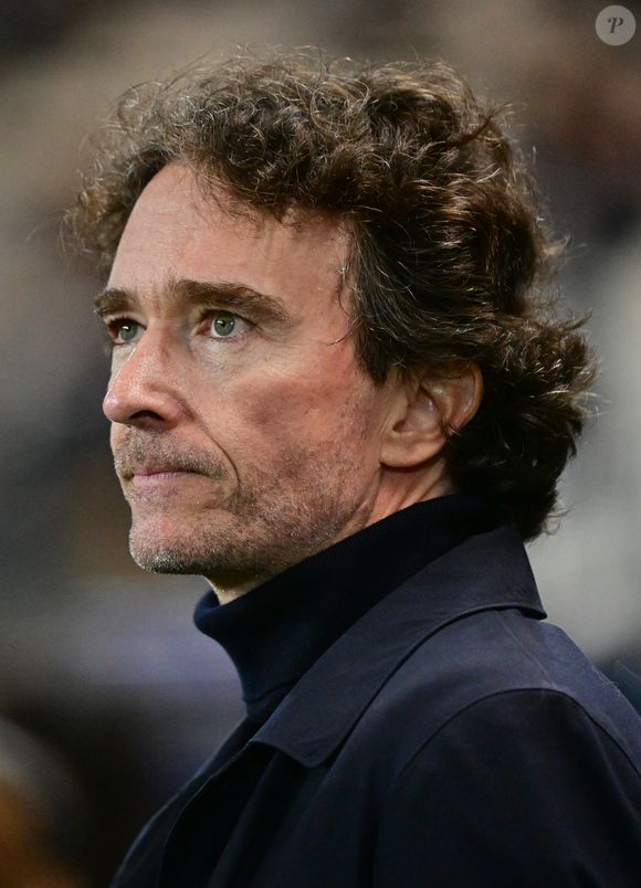 Antoine Arnault - Célébrités lors du match de Ligue 1 McDonald's entre le Paris FC contre Rennes (0-1) à Paris le 7 novembre 2025. © Christian Liewig/Bestimage