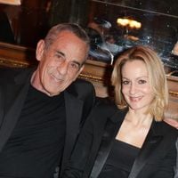 Moins d'un mois après le départ de Thierry Ardisson, Audrey Crespo-Mara toujours très soutenue : la journaliste partage une photo très parlante