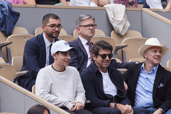 Jean-Charles Tréhan, Patrick Bruel et son fils - Célébrités dans les tribunes des Internationaux de France de tennis de Roland Garros 2024 à Paris. Le 5 juin 2024
© Moreau-Jacovides / Bestimage