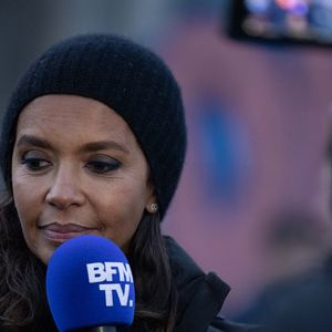 L'animatrice a annoncé une émission spéciale pour les vingt ans du programme.

Karine Le Marchand soutient les agriculteurs sur le barrage de l'Autoroute A4 à hauteur de Jossigny en Seine et Marne le 29 Janvier 2024.  © Jeremy Melloul - Pierre Perusseau / Bestimage