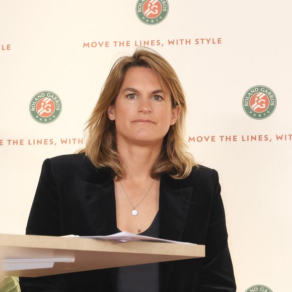 Amélie Mauresmo lors de la conférence de presse du tournoi de tennis du Grand Chelem de Roland-Garros 2026, au stade Roland-Garros à Paris, France, le 16 avril 2026. 

©Jack Tribeca/Bestimage