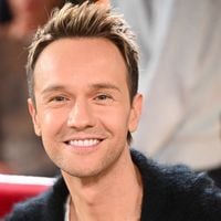 Cyril Féraud ne jure que par ce restaurant situé à quelques heures de vol de Paris, un endroit magique fréquenté par une autre personnalité télé