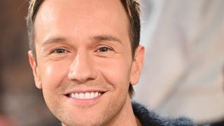 Cyril Féraud ne jure que par ce restaurant situé à quelques heures de vol de Paris, un endroit magique fréquenté par une autre personnalité télé