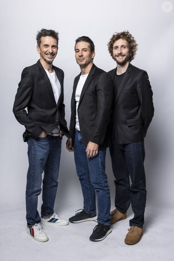 Actuellement en spectacle avec Arnaud Tsamere et Baptiste Lecaplain, Jérémy Ferrari a été interrogé sur son cas par Paris Match

Exclusif - Arnaud Tsamere, Jérémy Ferrari et Baptiste Lecaplain - Studio - Enregistrement de l'émission "La chanson secrète", présentée par N.Aliagas et diffusée le 29 décembre sur TF1. © Guillaume Gaffiot-Cyril Moreau / Bestimage