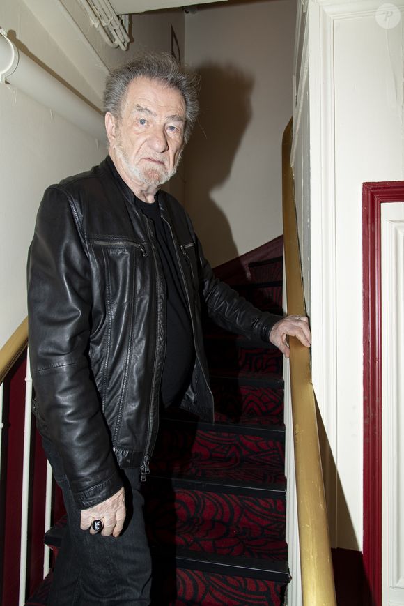 Exclusif - Backstage  - Eddy Mitchell - La Nuit de la Déprime revient aux Folies Bergère, le 3 février 2020. A quelques jours de la Saint-Valentin, on retrouve sur scène les chanteurs les plus déprimants et les humoristes les plus badants, pour pleurer (de rire).