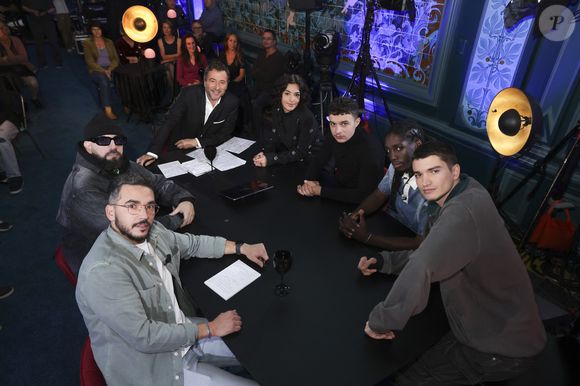 Exclusif - Solay, Bernard Montiel, La Haine - Enregistrement de l'émission "L'Invitation", présentée par B.Montiel et diffusée le 22 décembre sur Olympia TV
© Jack Tribeca / Bestimage