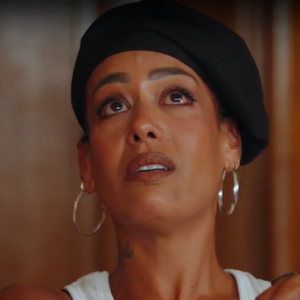 Invitée par Léna Mahfouf dans son célèbre podcast sur Spotify, Amel Bent s'est livrée à cœur ouvert.

Amel Bent invitée de Lena Situations pour son podcast Couch