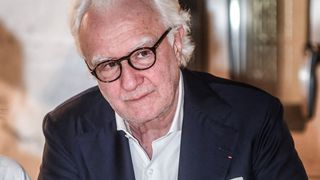 A 69 ans et avec ses 21 étoiles, Alain Ducasse ouvre un nouveau chapitre : cap sur ce monument mondial de la pâtisserie !