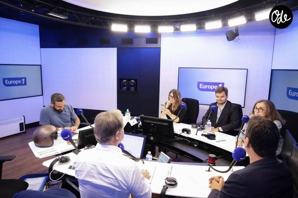 Exclusif - Cyril Hanouna, Valérie Benaim, Gauthier Le Bret - Dernière de l'émission "On Marche Sur La Tête", présentée par C.Hanouna sur Europe 1 à Paris le 26 juin 2025 - © Jack Tribeca / Bestimage