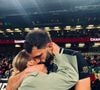 Ensemble, ils ont un petit garçon blond.

Julia Vial, Instagram