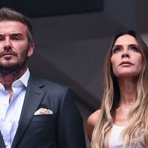 Il ne manquait que Victoria Beckham, actuellement à la Coupe du monde de foot aux USA

Le 14 juillet 2026, David Beckham-Victoria Beckham pour le match France vs Espagne - 1/2 finale Coupe du monde 2026. Photo : Image Sport/Psnewz/Bestimage