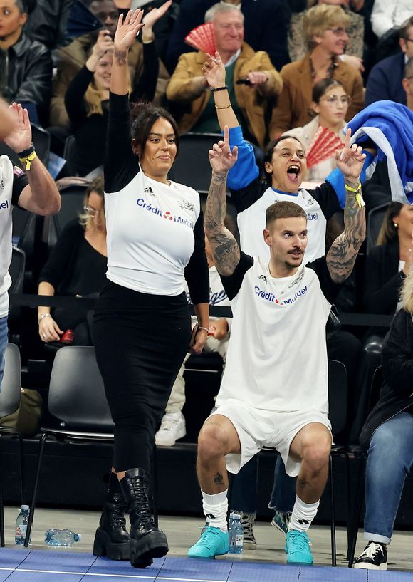 Amel Bent, Matt Pokora au match de futsal lors de la nouvelle édition du Foot-Concert organisé par le Réseau A.Ma.N.D./Huntington Avenir à la LDLC Arena à Lyon le 11 Novembre 2024. © Dominique Jacovides/Bestimage