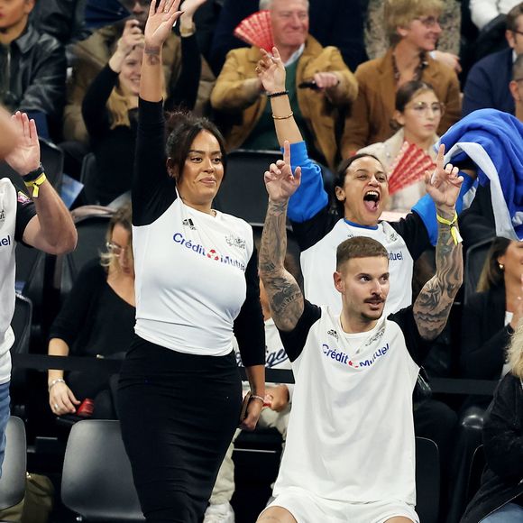 Amel Bent, Matt Pokora au match de futsal lors de la nouvelle édition du Foot-Concert organisé par le Réseau A.Ma.N.D./Huntington Avenir à la LDLC Arena à Lyon le 11 Novembre 2024. © Dominique Jacovides/Bestimage