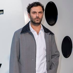 Pio Marmaï au photocall du défilé de mode Louis Vuitton Homme, Collection Printemps-Été 2026 dans le cadre de la Fashion Week de Paris, France, le 24 juin 2025.
© Olivier Borde / Bestimage