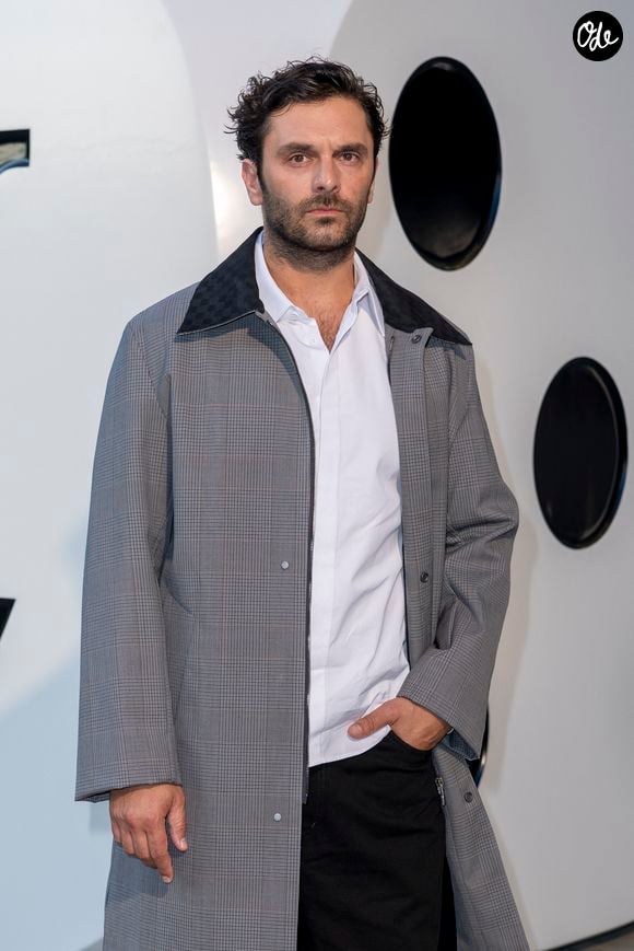 Pio Marmaï au photocall du défilé de mode Louis Vuitton Homme, Collection Printemps-Été 2026 dans le cadre de la Fashion Week de Paris, France, le 24 juin 2025.
 
© Olivier Borde / Bestimage