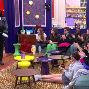 Lily a réagi avec émotion à son élimination. 

Extrait de la quotidienne "Star Academy". ©TF1