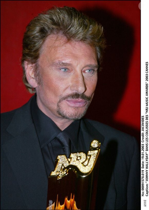 "Johnny Hallyday" dans les coulisses des NRJ Music Awards 2003 Cannes. © DOMINIQUE JACOVIDES / BESTIMAGE