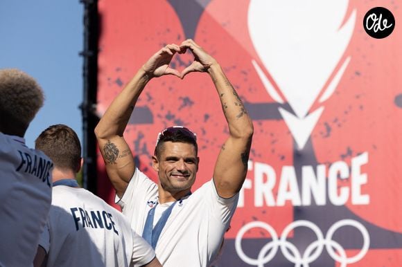 Très honnête sur l’aspect financier, Florent Manaudou a révélé que l’argent n’était pas ce qui faisait son bonheur. La condition est d’en avoir assez pour jouir d’une liberté chère à ses yeux.

Florent Manaudou, Club France, Grande Halle de la Villette, Paris 5 Aout 2024. © Jeremy Melloul / Bestimage