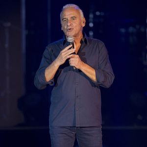 Le chanteur Michel Fugain en concert avec le groupe Pluribus a Monaco le 10/10/2015 - Photo by Syspeo.c/ANDBZ/ABACAPRESS.COM