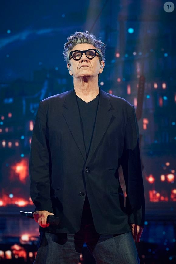 Il regrette que sa chère maman ait été "privée de sa féminité" sur son lit d'hôpital.
Exclusif - Marc Lavoine lors de l’enregistrement de l’émission “Les stars s’unissent pour le Sidaction” au théâtre Marigny à Paris, France, le 11 mars 2025. L’émission sera diffusée en prime le 22 mars sur France 2. © Guirec-Moreau/ Bestimage