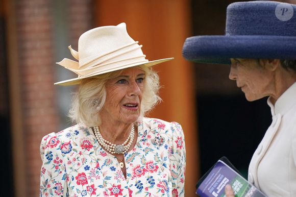 La reine Camilla, marraine de l'hippodrome de York, assiste à la deuxième journée du festival Ebor à l'hippodrome de York.  21 août 2025. Photo by Ian Forsyth/PA Wire/ABACAPRESS.COM