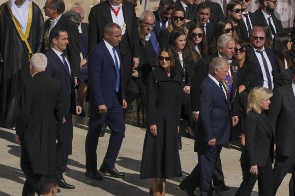 Le roi Abdallah II de Jordanie et la reine Rania de Jordanie assistent aux funérailles du pape François sur la place Saint-Pierre au Vatican à Rome, le 26 octobre 2025. Backgrid UK/ Bestimage