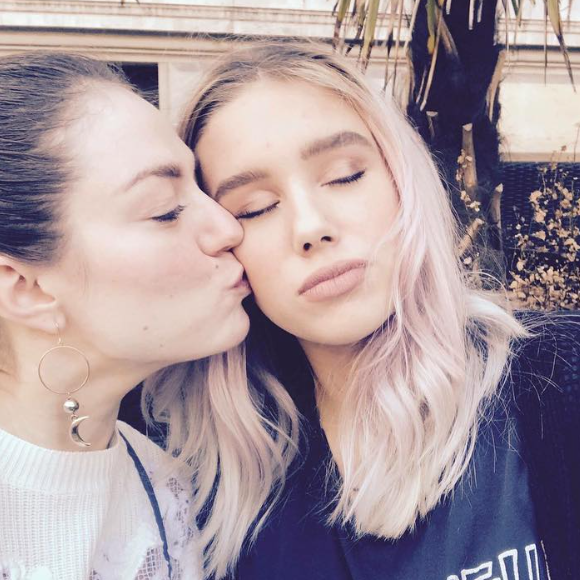 "A l'époque du 1er confinement, elle a été malade, elle a fait une dépression très forte elle a été hospitalisée à sa demande" a expliqué l'actrice

Emilie Dequenne et sa fille Milla Saverese