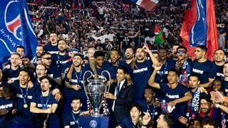 "C'était son rêve" : Une figure du PSG, les yeux embués, peine à se contenir en évoquant le départ de sa mère