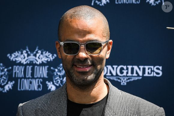 Tony Parker au photocall de la 174ème édition du Prix de Diane Longines à l'hippodrome de Chantilly, France, le 18 juin 2023. © Matthieu Mirville/Bestimage