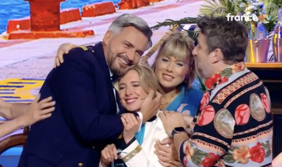Olivier Minne et Sidonie Bonnec ont eu du mal à contenir leur émotion lors du numéro du 21 août 2025 de "Tout le monde a son mot à dire"