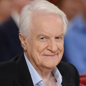 André Dussollier - Enregistrement de l'émission "Vivement Dimanche" à Paris le 3 décembre 2014. L'émission diffusée le 07 Décembre 2014. © COADIC GUIREC / BESTIMAGE