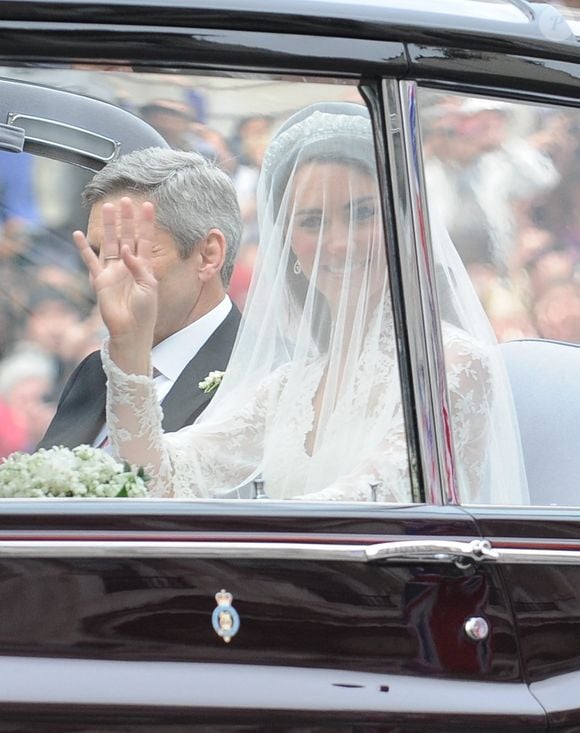Archive - Catherine (Kate) Middleton, princesse de Galles et son père Michael Middleton, lors de son mariage avec William en 2011
©Backgrid USA / Bestimage