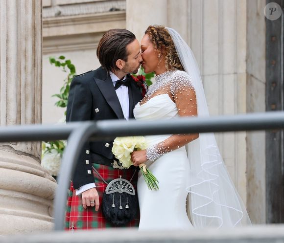 Mariage de Mel B (Melanie Brown) et Rory McPhee à la cathédrale St Paul à Londres, le 5 juillet 2025. Parmi les invités, nous avons pu remarquer la présence de D.Lowe et son compagnon J.Saul, C.Delevingne, E.Bunton, et les parents de V.Beckham. Les enfants de Melanie Brown, Phoenix Chi, Madison et Angel Iris, étaient également présents. Backgrid UK/ Bestimage