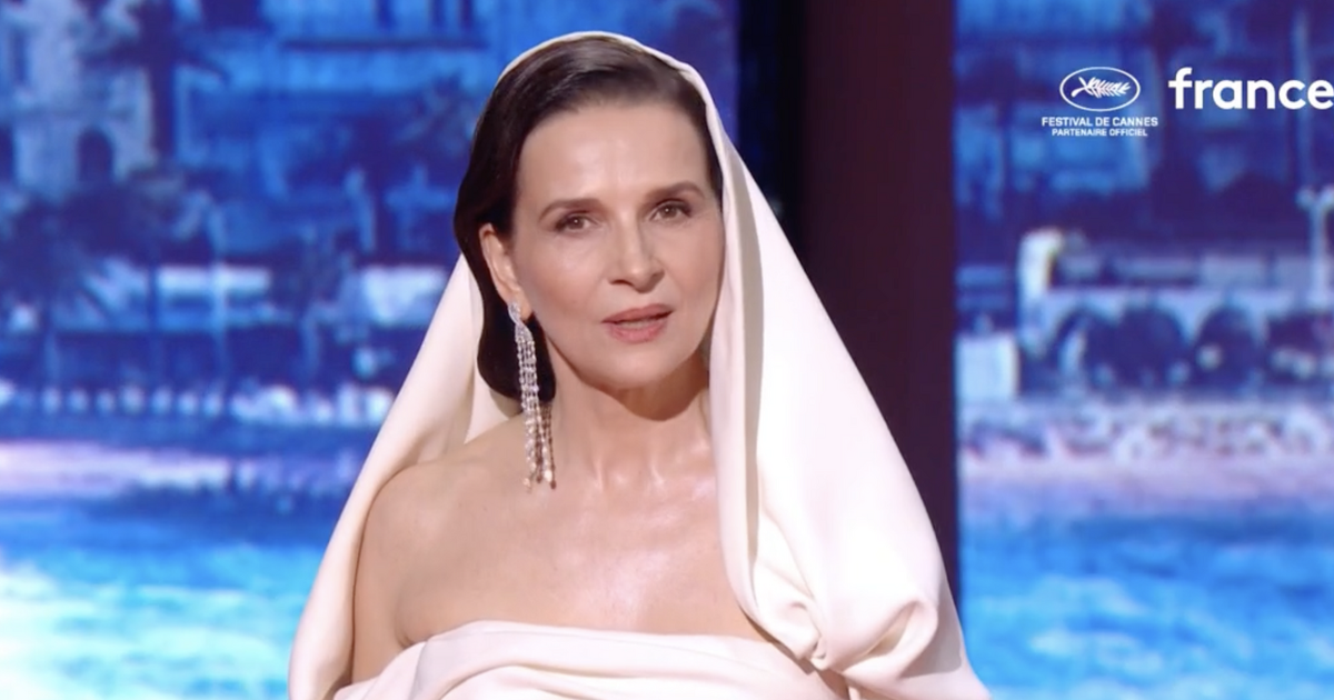 Quand ça ne veut pas ! Juliette Binoche, présidente du Festival de Cannes, n'arrive pas à prononcer un mot en pleine cérémonie d'ouverture