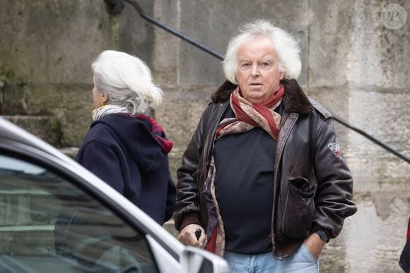 Participant à la cérémonie d'enterrement de l'acteur franco-danois Niels Arestrup devant l'église Saint-Roch à Paris, le 10 décembre 2024. Niels Arestrup, décédé le 1er décembre 2024 à l'âge de 75 ans, était un pilier du théâtre et du cinéma français depuis les années 1970, mais son profil a été rehaussé au niveau international au cours de la première décennie de ce siècle par deux films réalisés par Jacques Audiard. Photo par Nasser Berzane/ABACAPRESS.COM